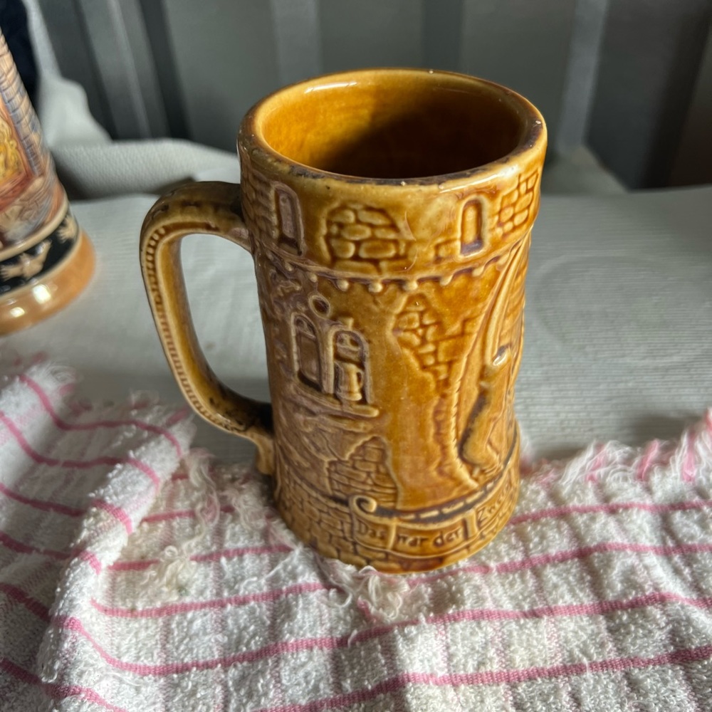 Vintage Shenango Gesundheit German Theme Beer Stein Mug Carmel 10oz 5" tall